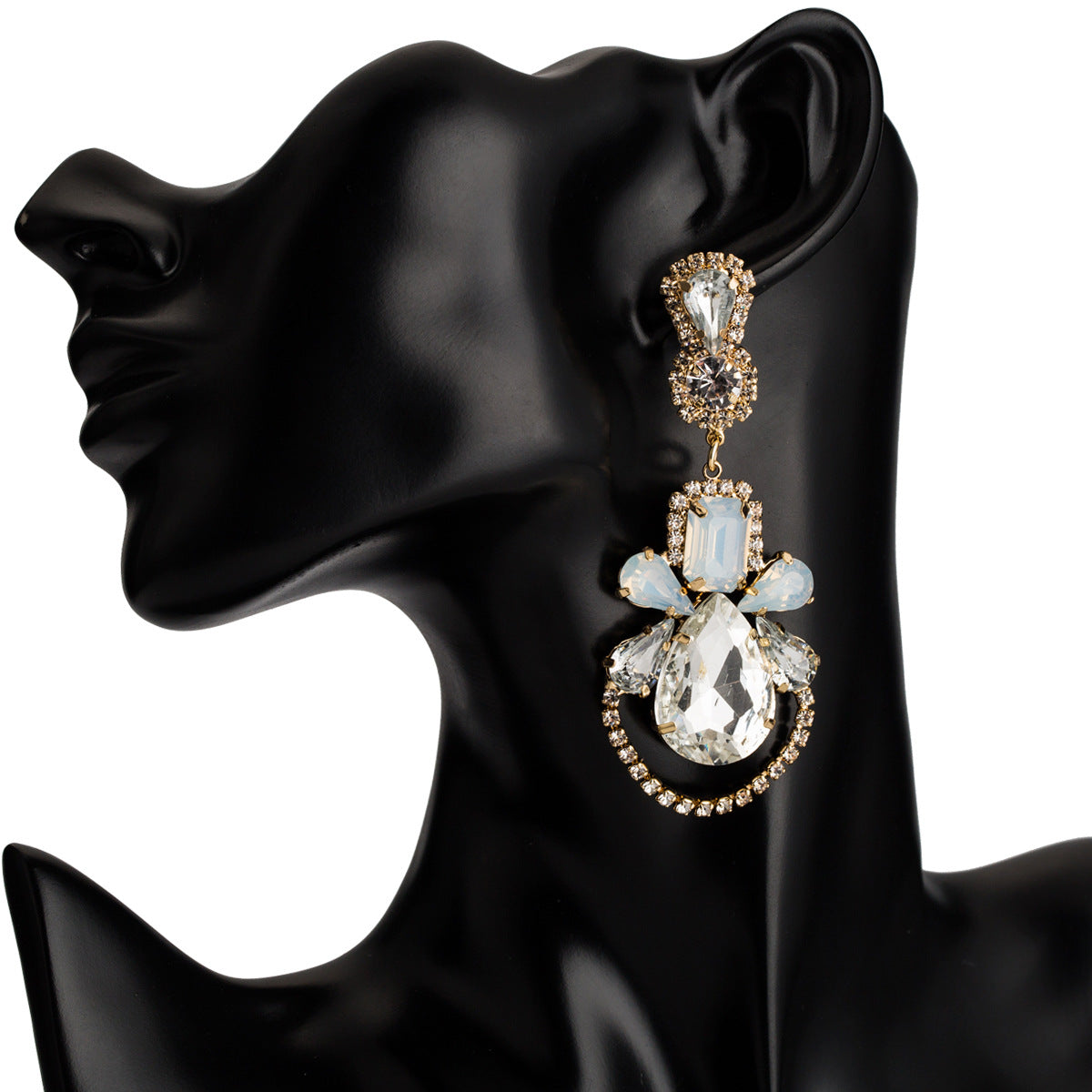 Women's Dignified Water Drop Acrylic Fashion Retro Earrings