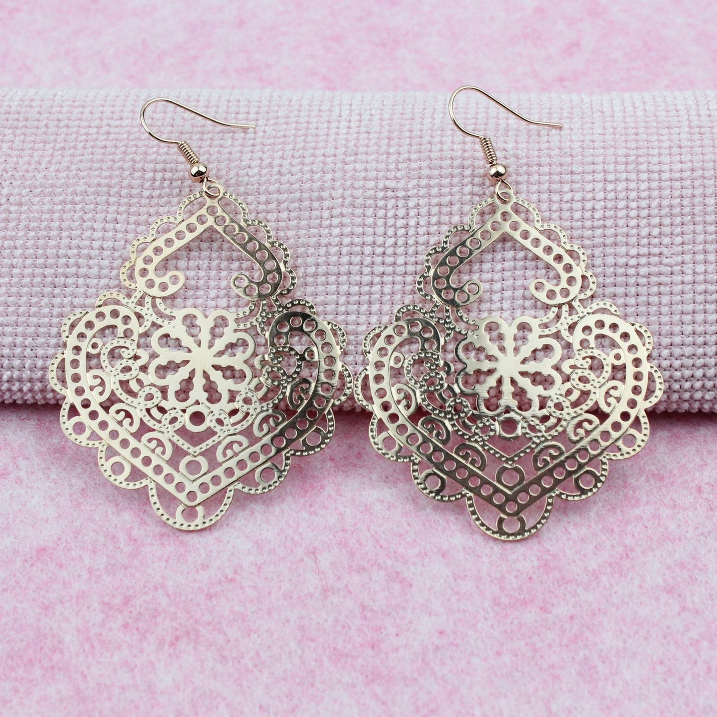 Women's Ear Fashion Temperament Love Lock Heart-shaped Earrings