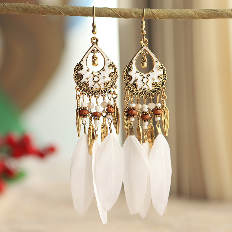Color Retro Mid-length Feather Your Daisy Earrings