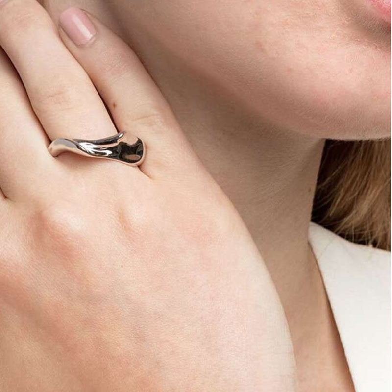 Fashionable Design Abstract Designer Female Style Rings