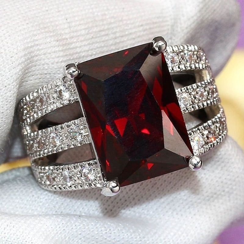 Luxurious Personalized Zircon Ladies Full Diamond Ring