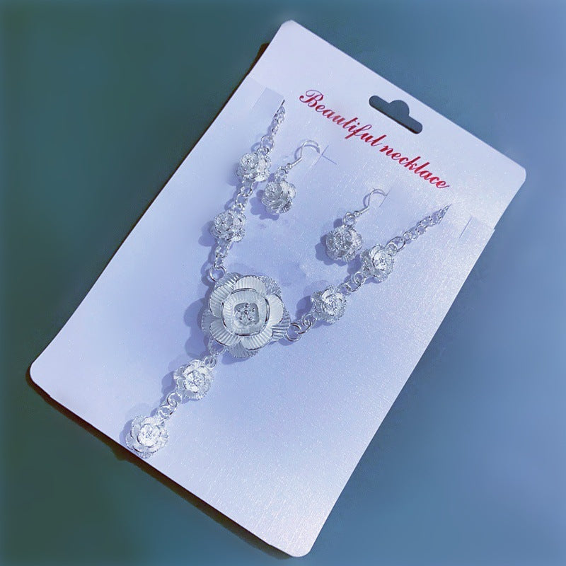 Camellia Sweater Chain Miao Yi Scenic Necklaces