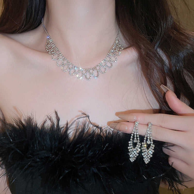 Women's High-grade Accessories Clavicle Chain Super Shiny Necklaces