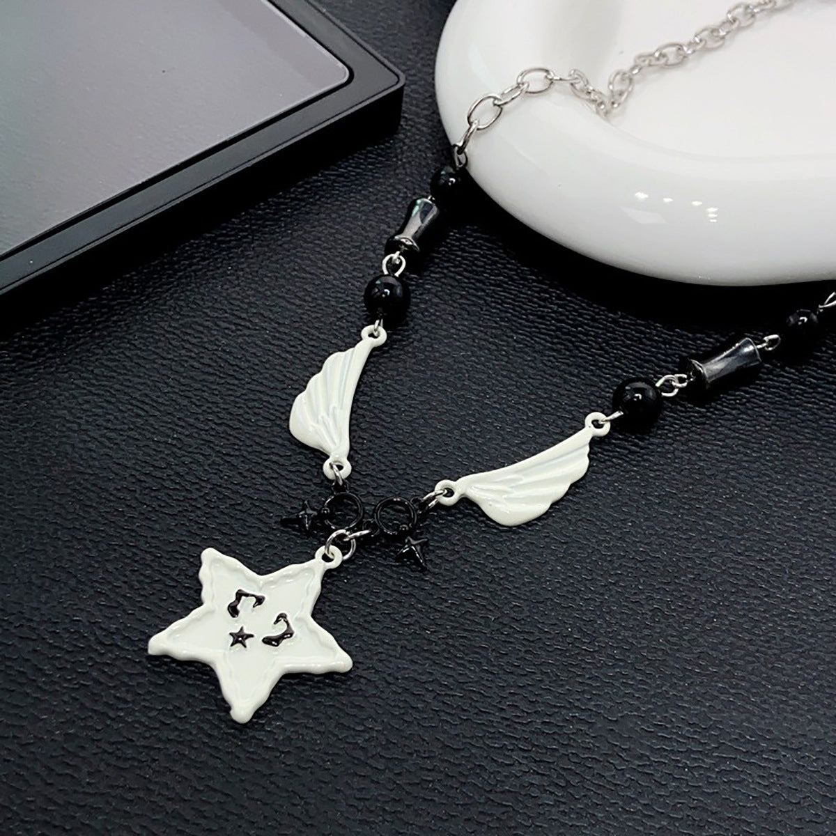 Men's High Street Design Hip Hop Sweater Necklaces