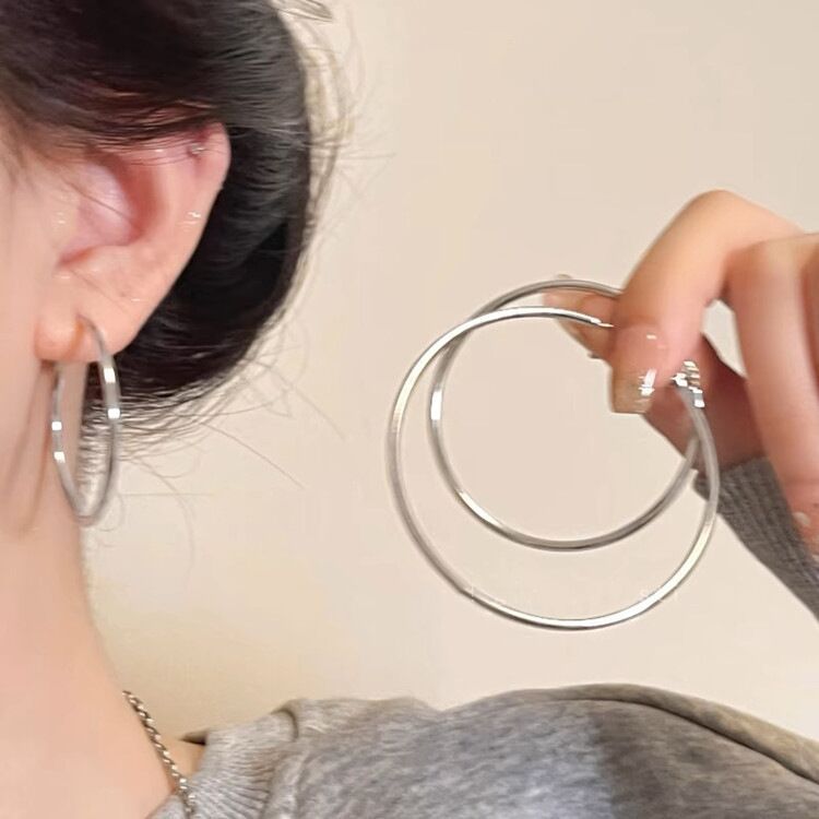 Women's Geometric Ellipse Simple Ear Clip Fashionable Rings