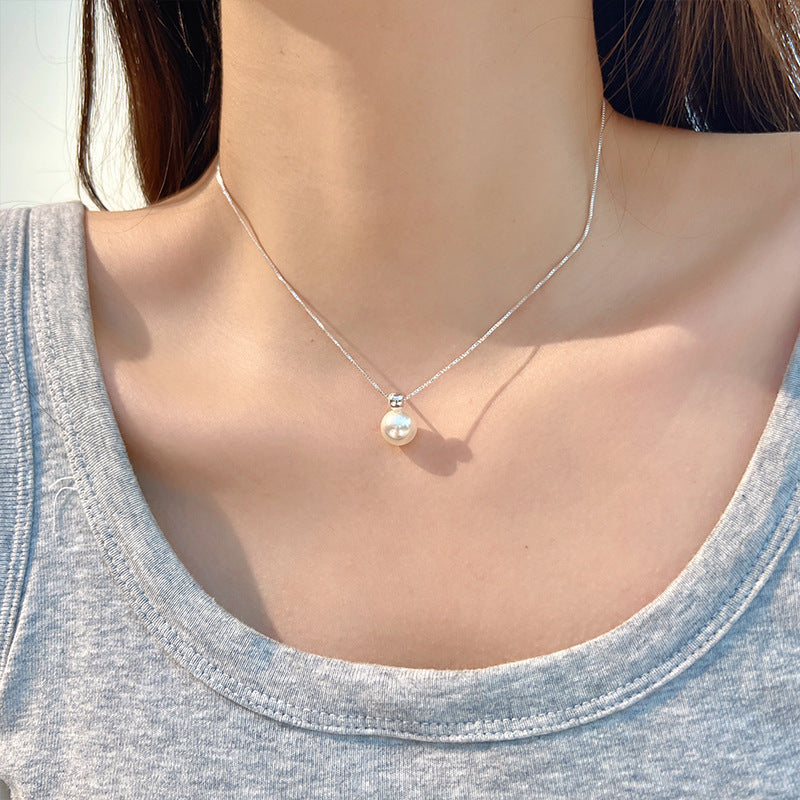 Women's Elegance French Classic Style Clavicle Chain Necklaces