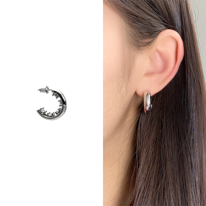 Women's Style Shaped Niche Design Graceful Fashionable Light Stud Earrings
