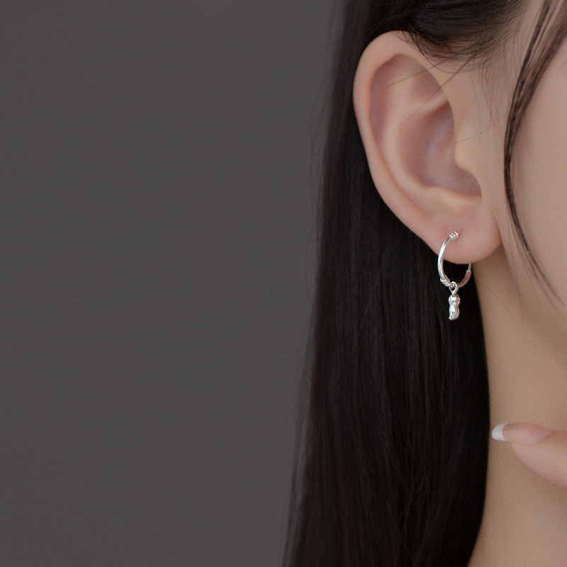 Love Lodge Foot Sier Style Bends Earrings
