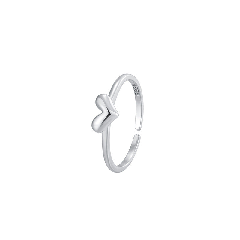 Women's Elegant Glossy Three-dimensional Small Heart Entire Rings