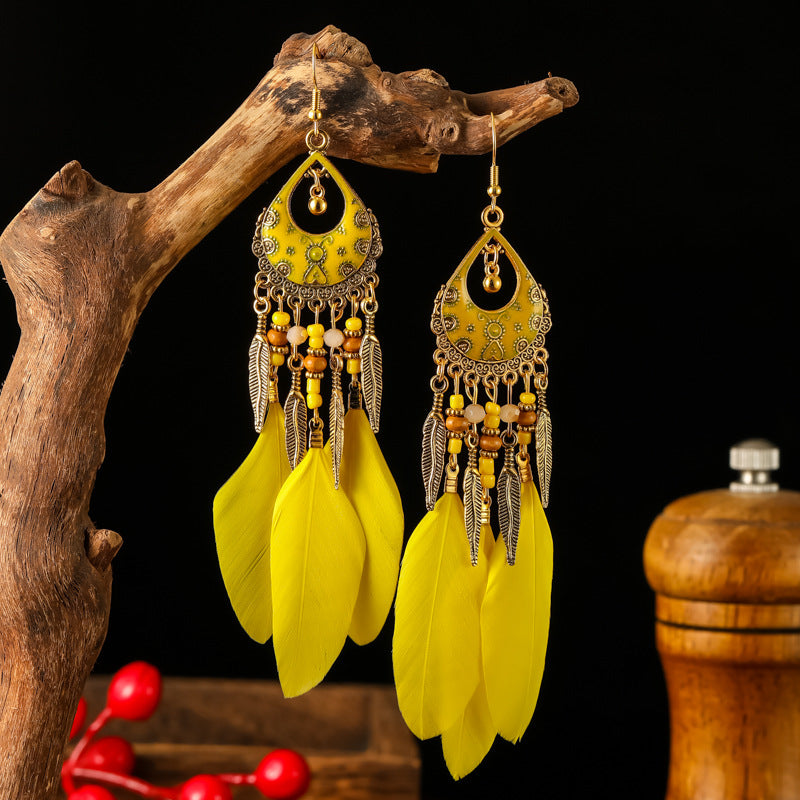 Color Retro Mid-length Feather Your Daisy Earrings