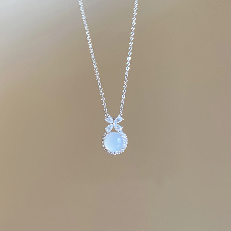 Chalcedony Female Light Luxury Minority Design Necklaces