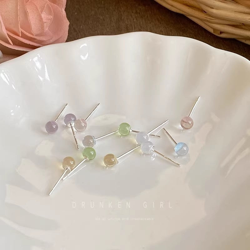 Women's Beads Bean-shaped Simple Fresh Cochlear Ear Bone Earrings