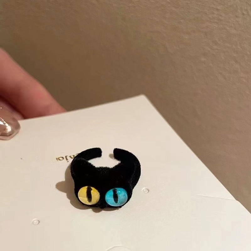 Sweet Cool Little Monster Female Cat Flocking Rings