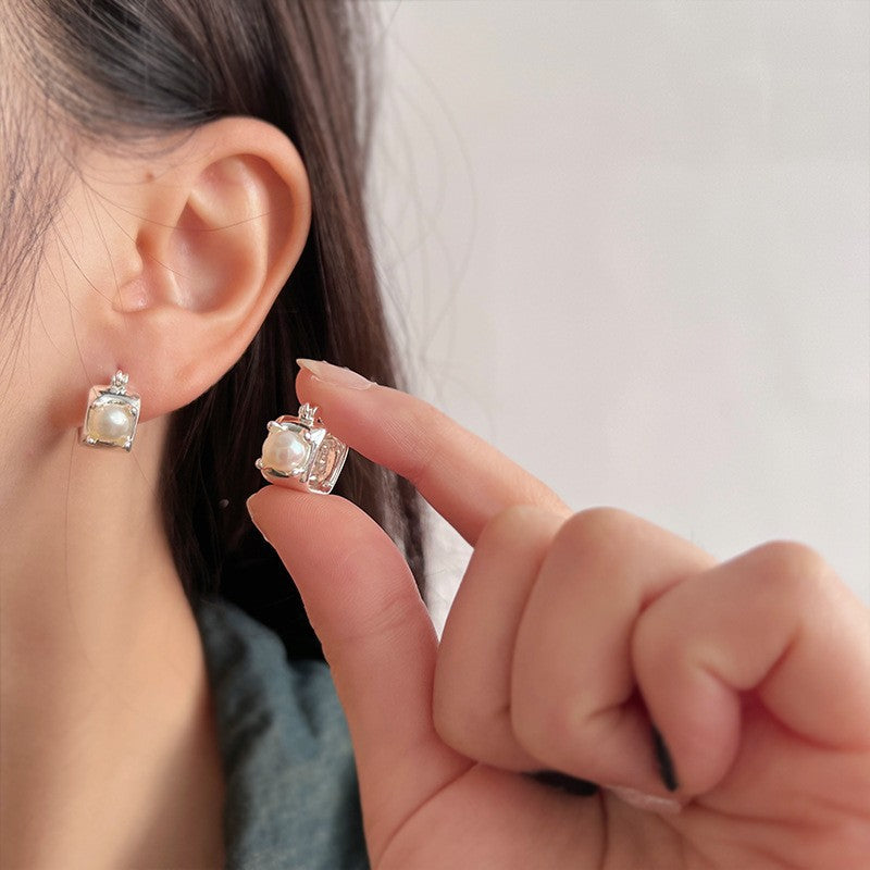 Circle Niche Design High-grade Cold Style Earrings