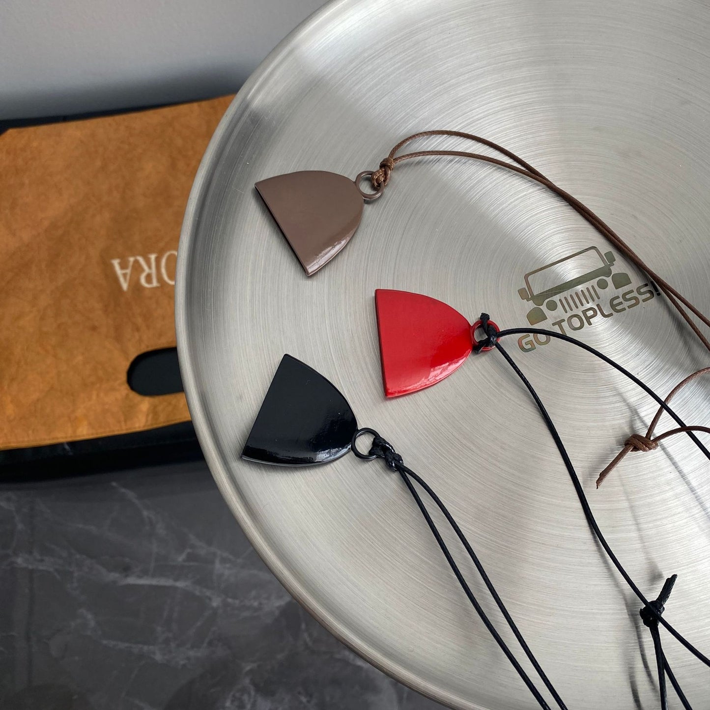 Chimes Vintage Personalized Minority Color Spray Paint Triangle Bell Necklaces