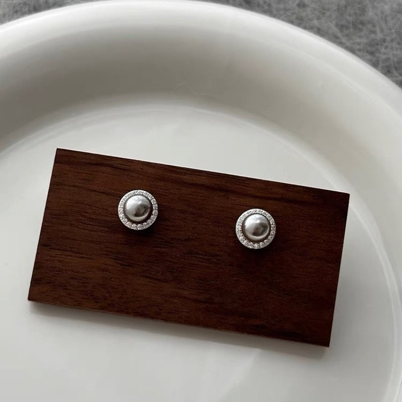 Small Pearl Ear Micro Inlaid Zircon Simple French Style Elegant Stud Earrings