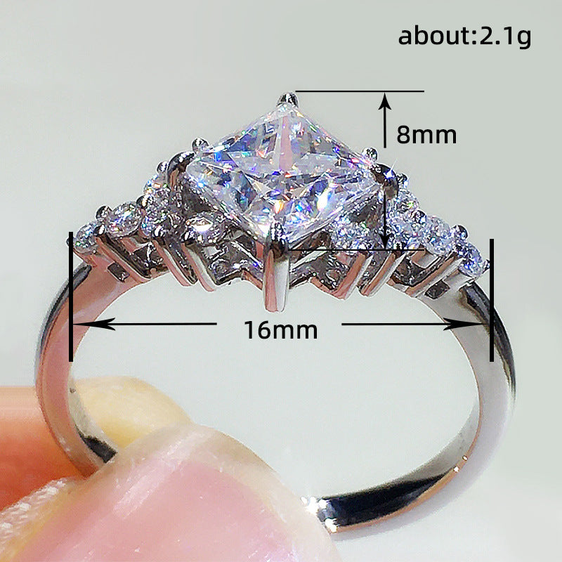 Female Small Flower Exquisite Fashion Wedding Rings