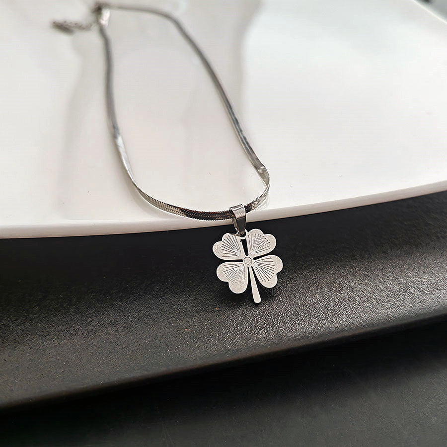 High-grade Titanium Steel Does Not Fade Necklaces