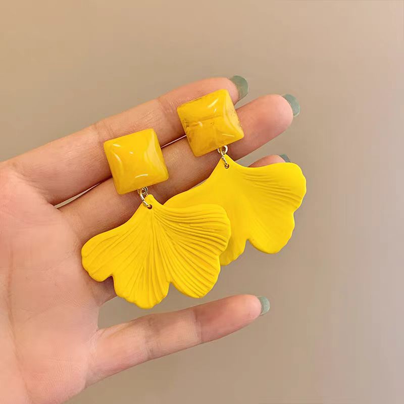 Retro Red Style Exaggerated Painless Fake Earrings