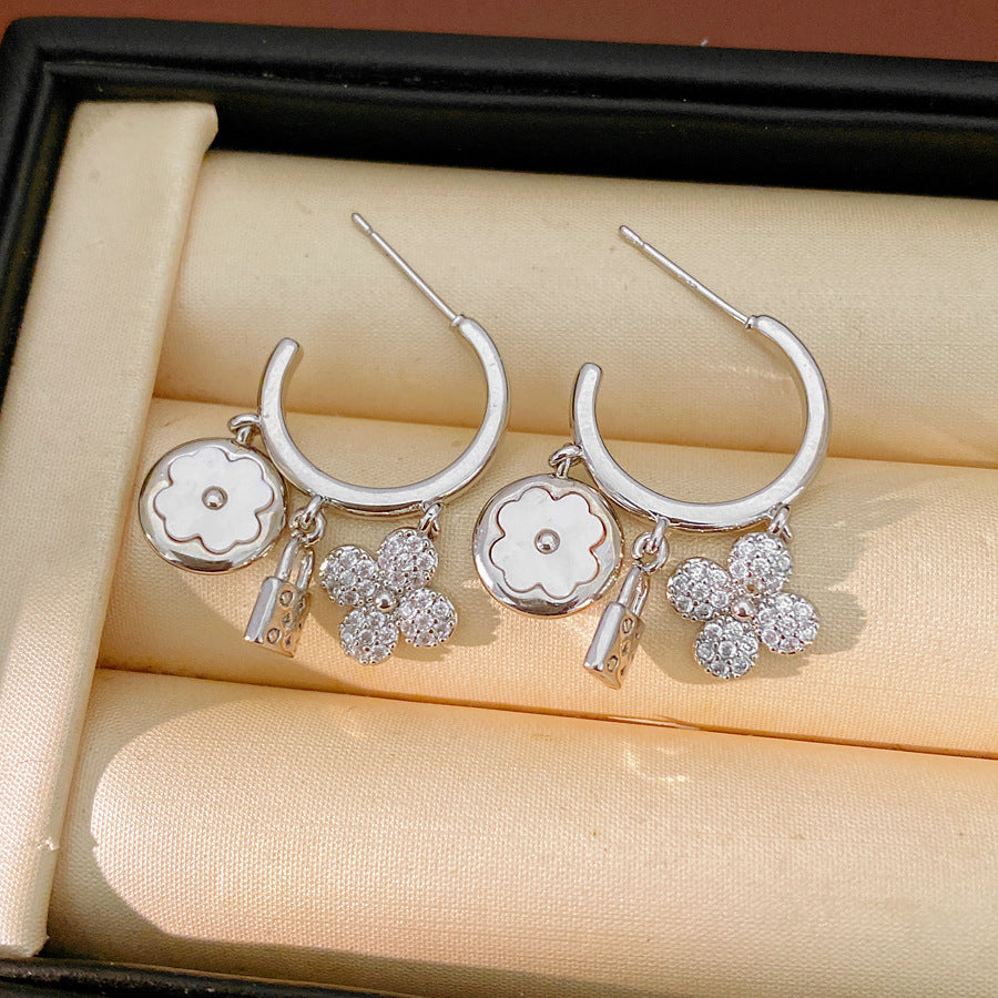 Flower Lock Fritillary Shaped Light Luxury High-grade Ear Rings
