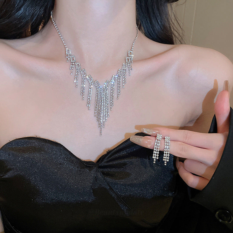 Women's High-grade Accessories Clavicle Chain Super Shiny Necklaces