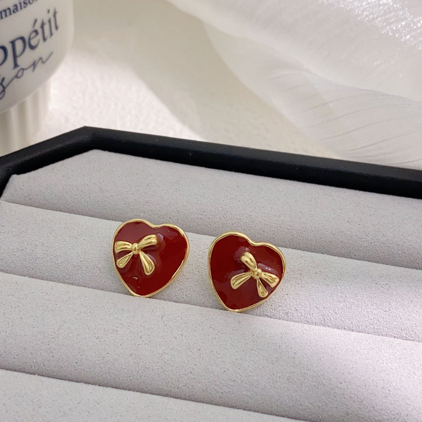 Women's French Retro Red Enamel Drip Glazed Earrings