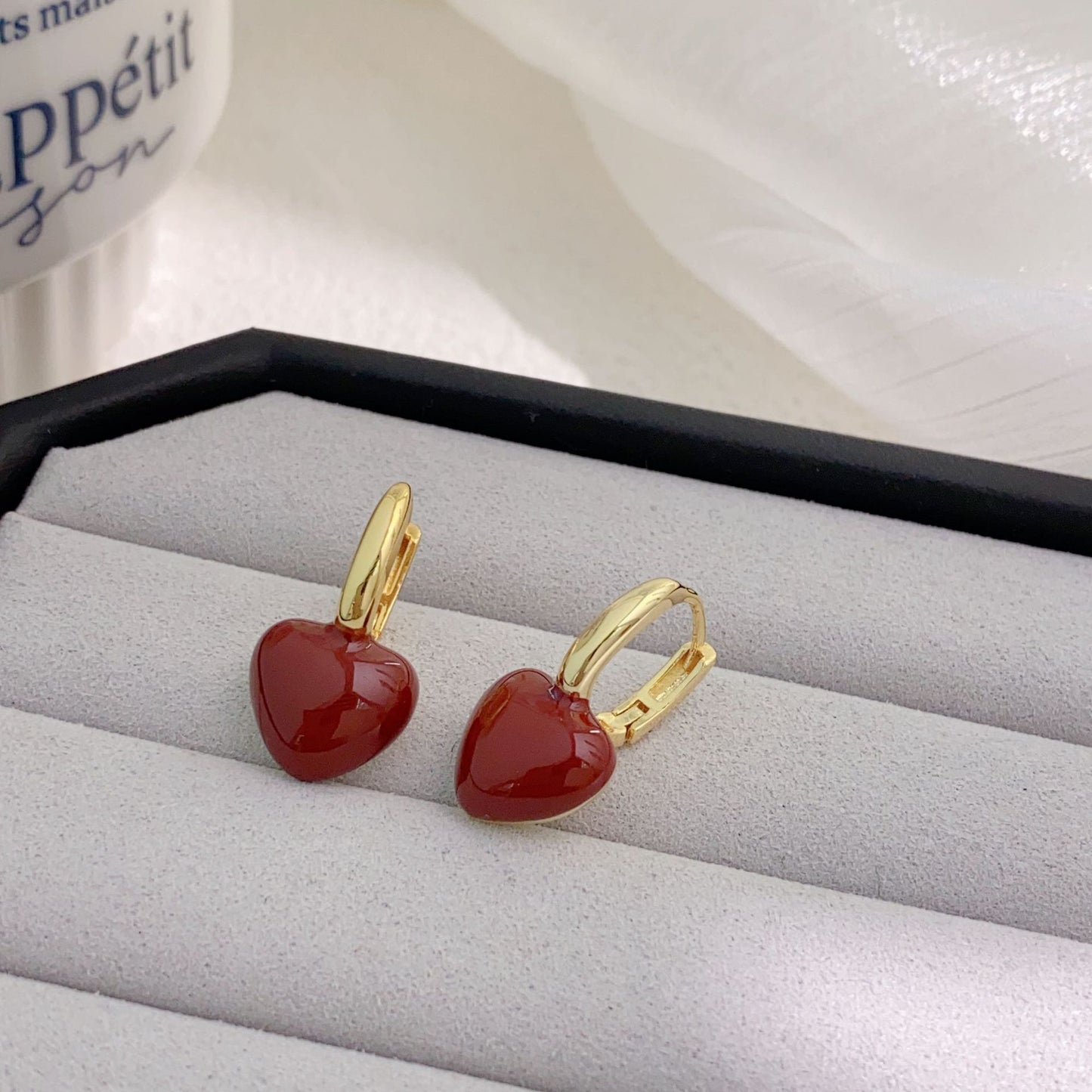 Women's French Retro Red Enamel Drip Glazed Earrings