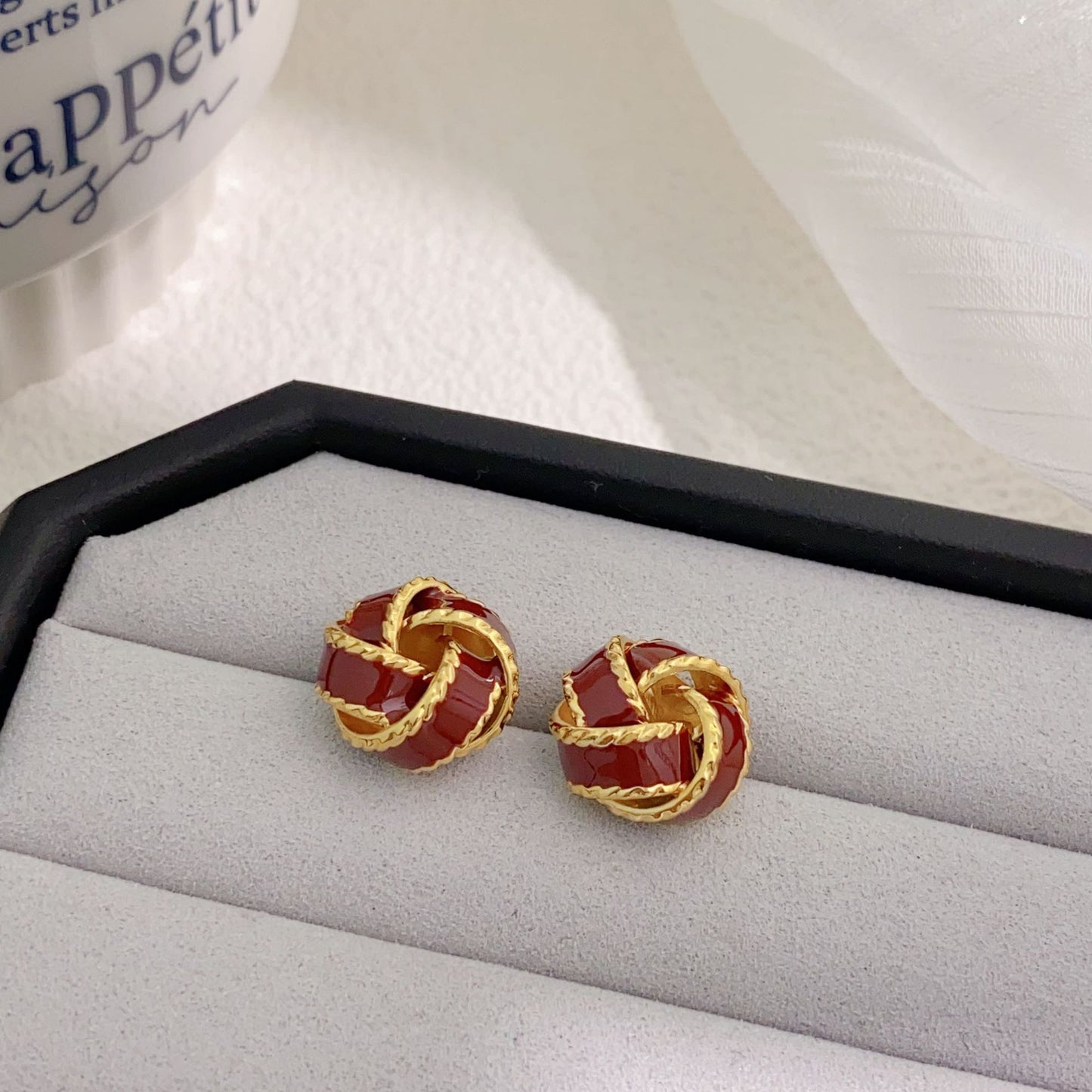 Women's French Retro Red Enamel Drip Glazed Earrings