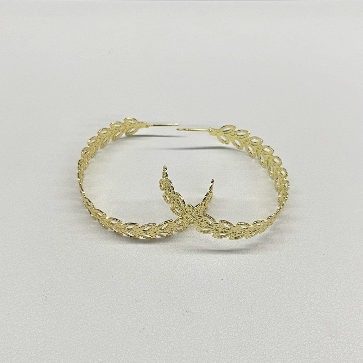 Women's Wind Irregular Twisted Ear Unique High Sense Earrings