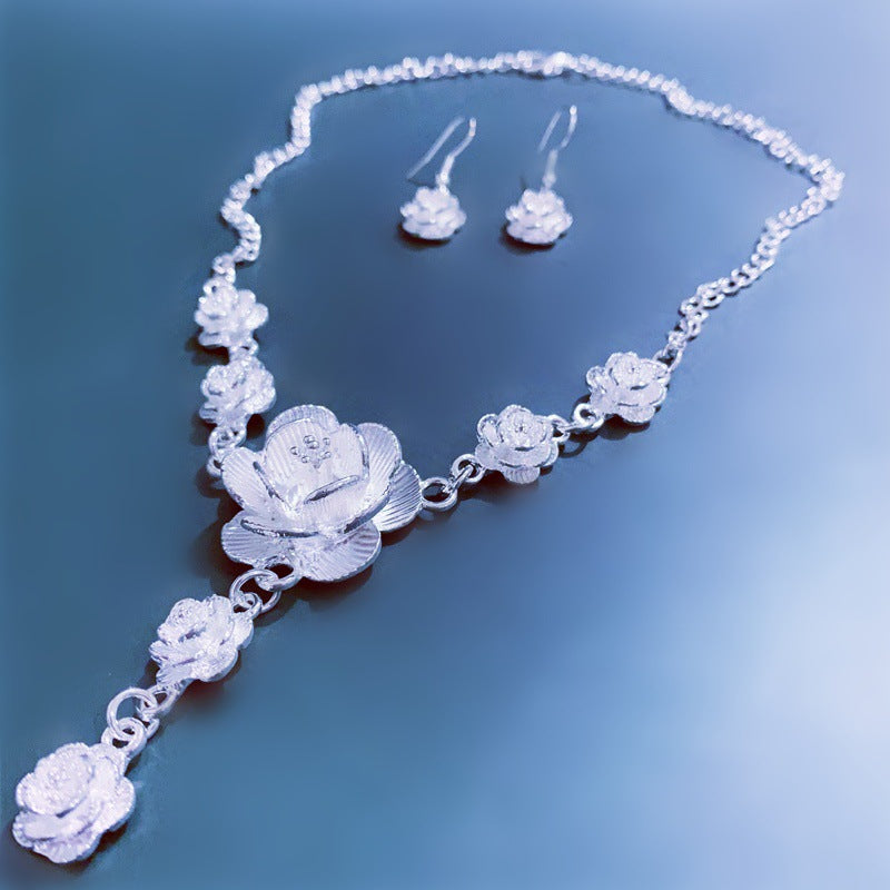 Camellia Sweater Chain Miao Yi Scenic Necklaces