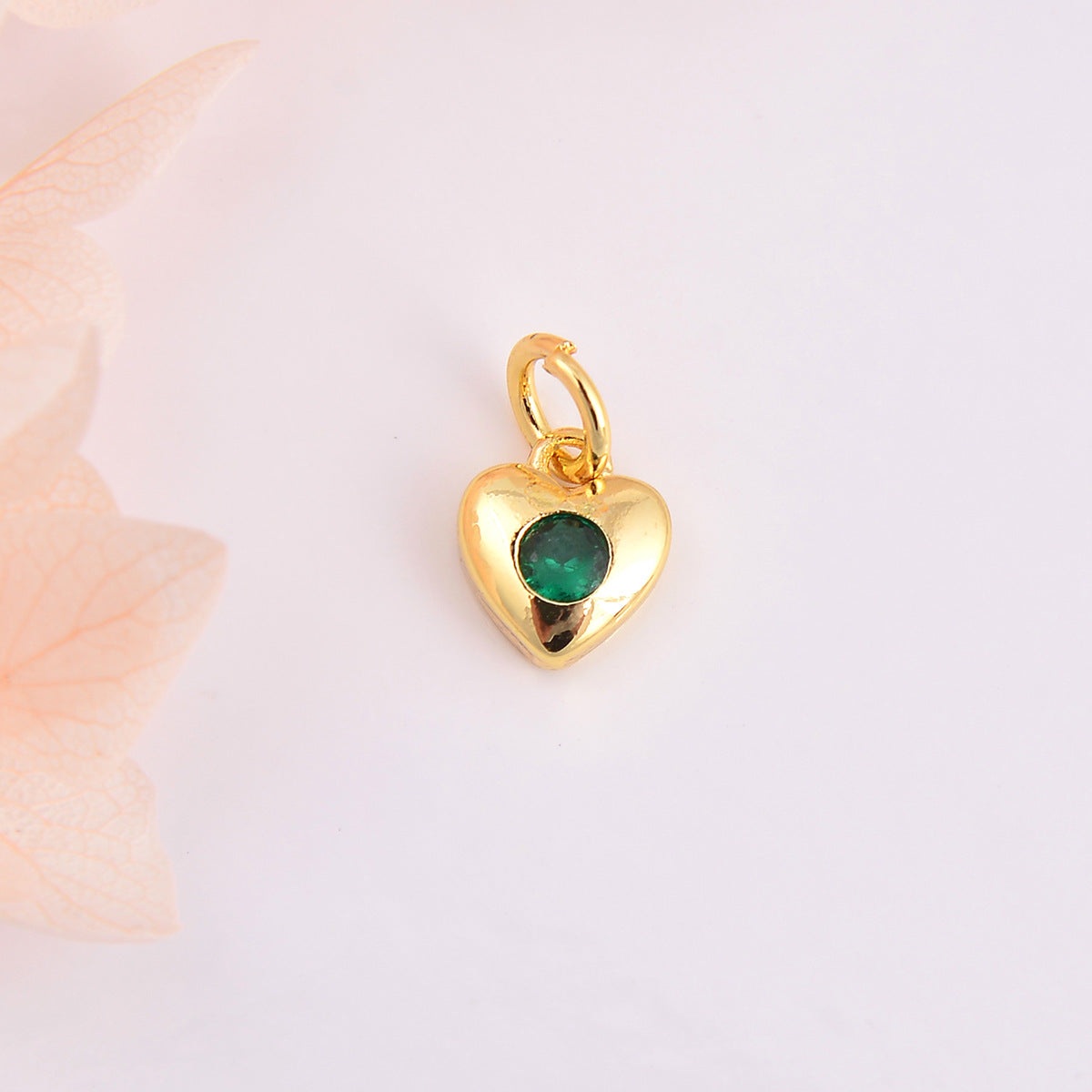 Colorful Heart-shaped Zircon Gold Small Copper Pendants