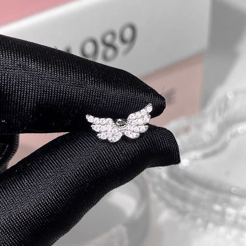 Bone Titanium Steel Full Diamond Screw Twist Sweet Cool Hot Stud Earrings