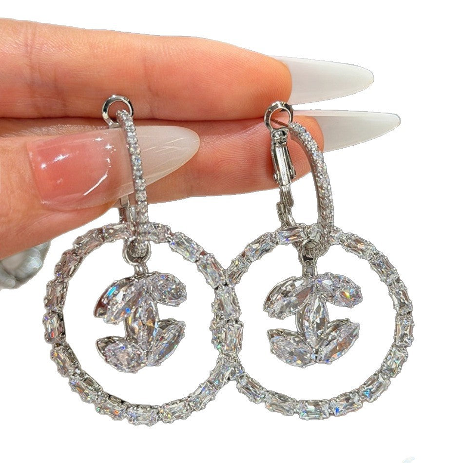 Luxury High-grade Fashion Classic Style Ear Clip Circle Rhinestone Female Earrings