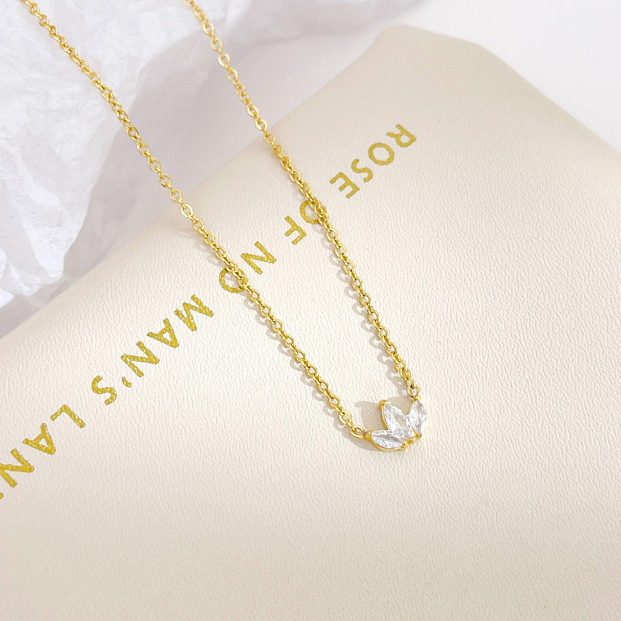 Korean Style Fashion Inlaid Zircon Grass Necklaces