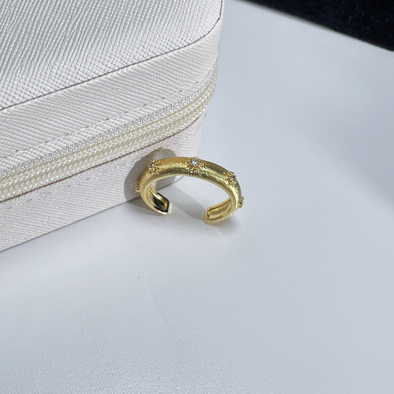 Exquisite Expensive Brushed Clover Female Cold Simple High Rings