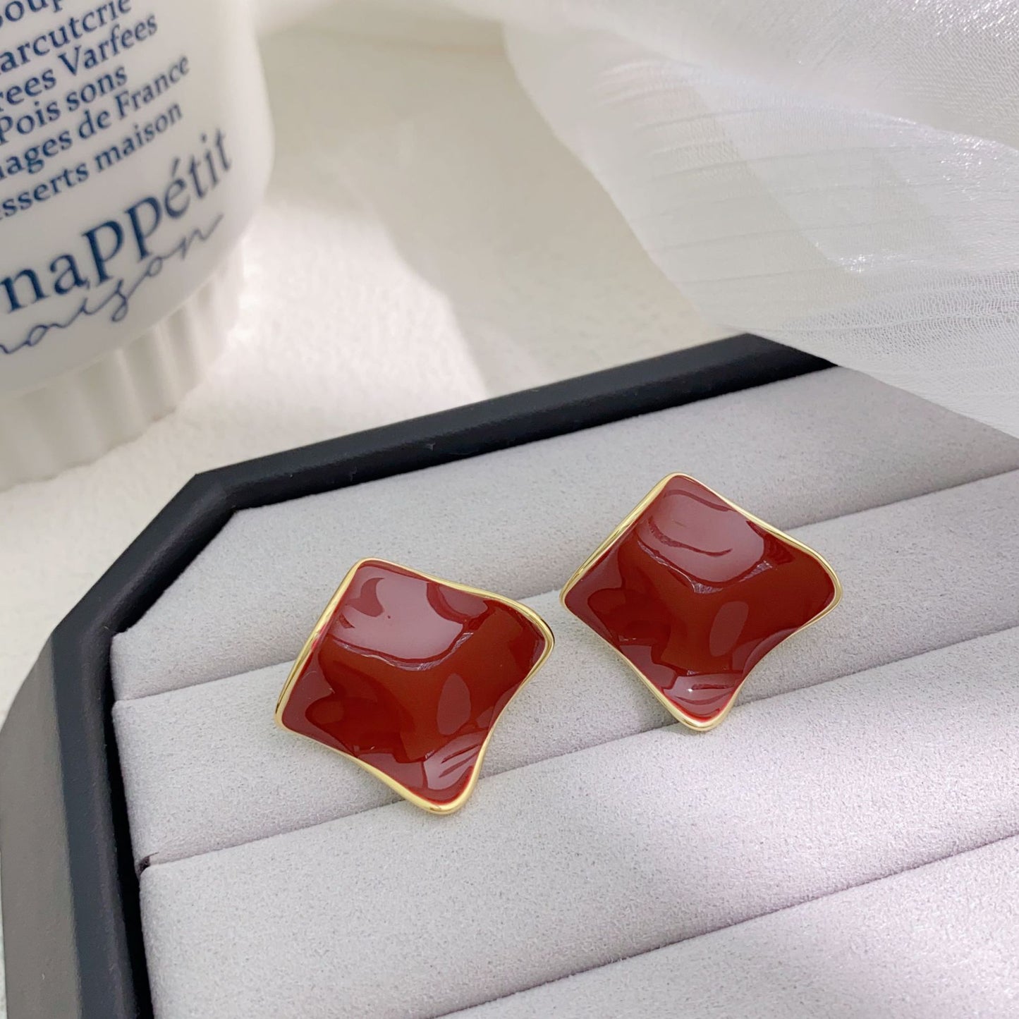 Women's French Retro Red Enamel Drip Glazed Earrings