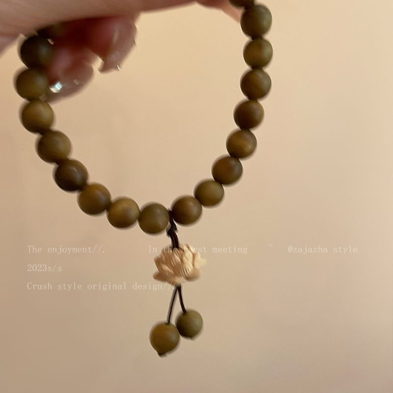 Women's Green Sandalwood String Beads Lotus Chinese Bracelet