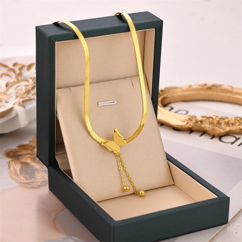 Women's Titanium Steel Ornament Simple Fashion Personality Necklaces