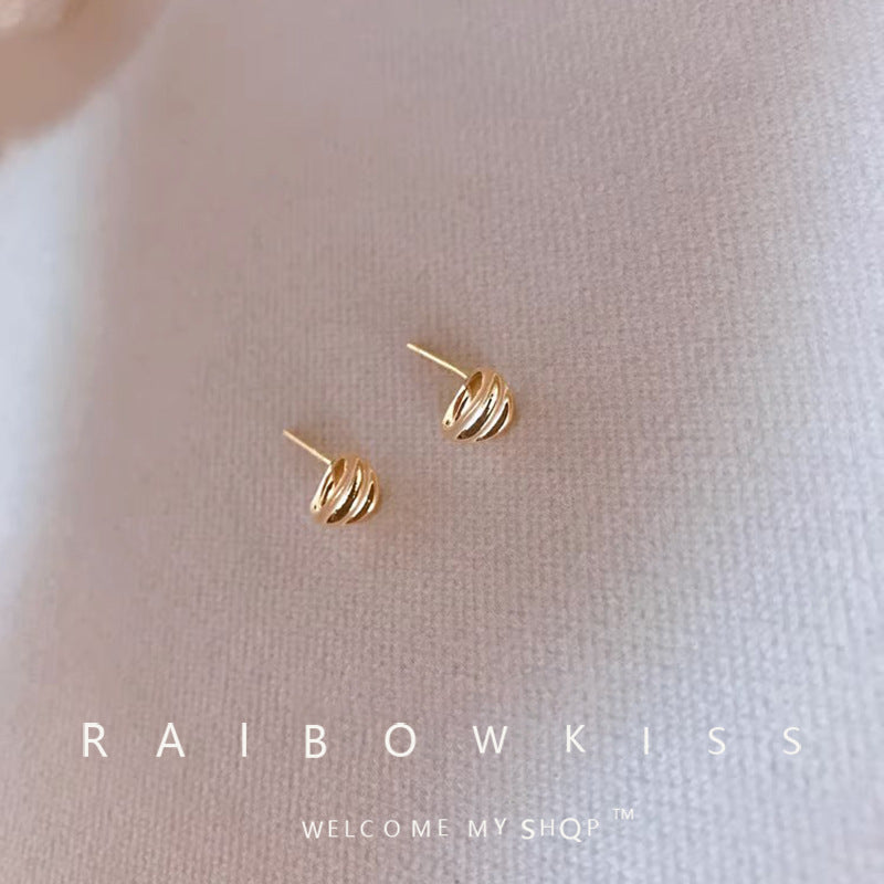 Women's Early Summer Simple And Light Luxury Metal Rings