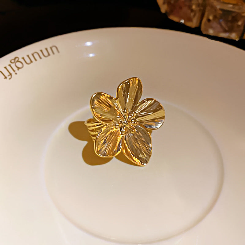 Flower Open Niche Exaggerated Design Index Rings