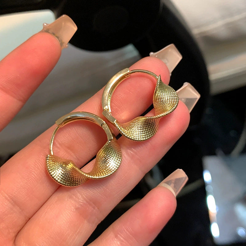 Cold Style Simple Metal Sense Irregular Female Temperament Stud Earrings