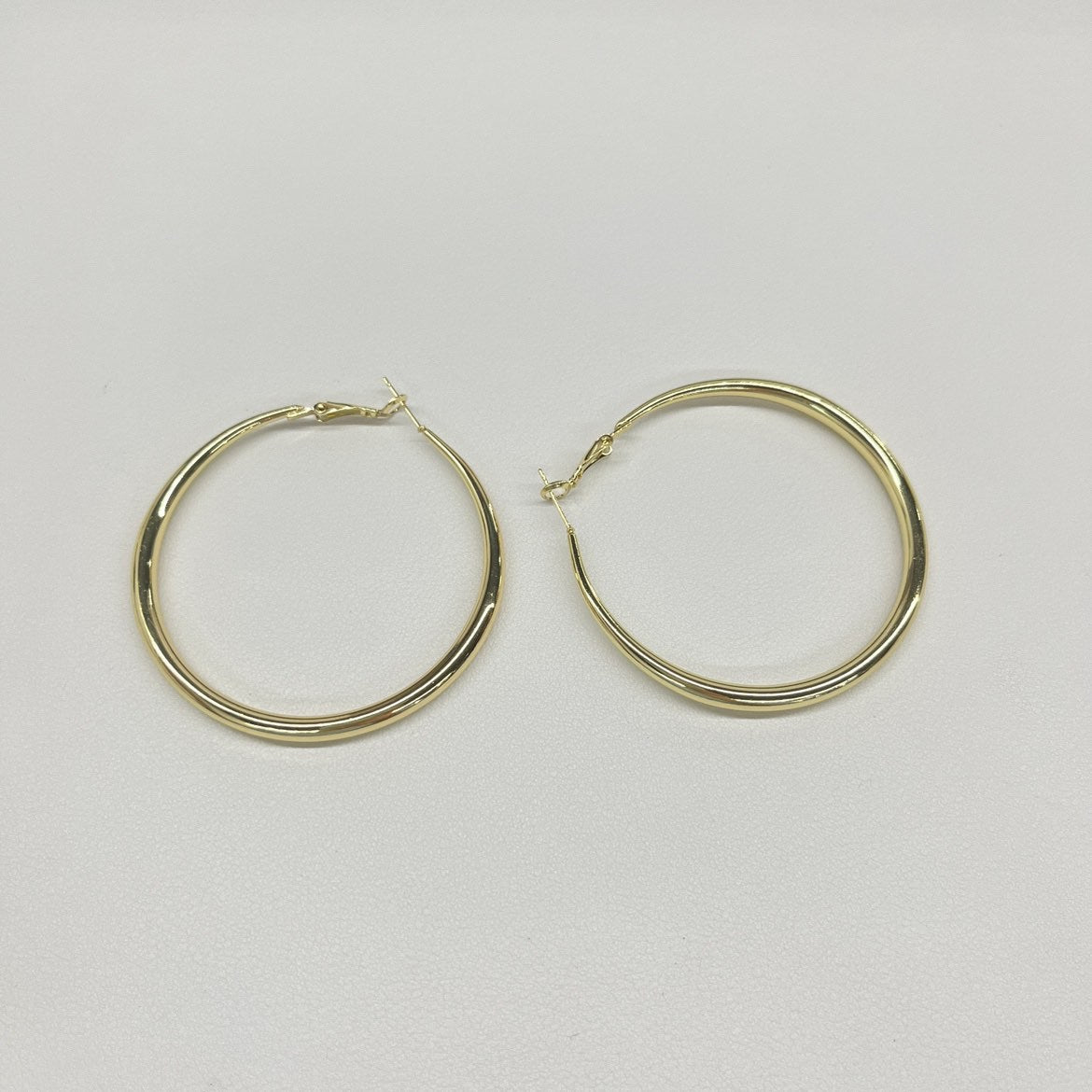 Women's Wind Irregular Twisted Ear Unique High Sense Earrings