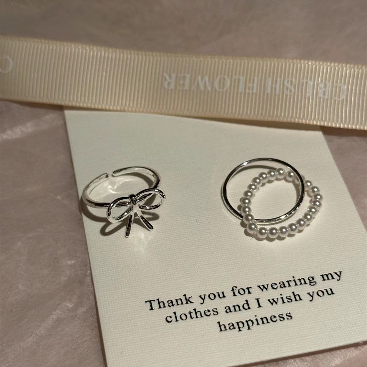 Women's Pearl Bow Elastic Cross Light Luxury Rings