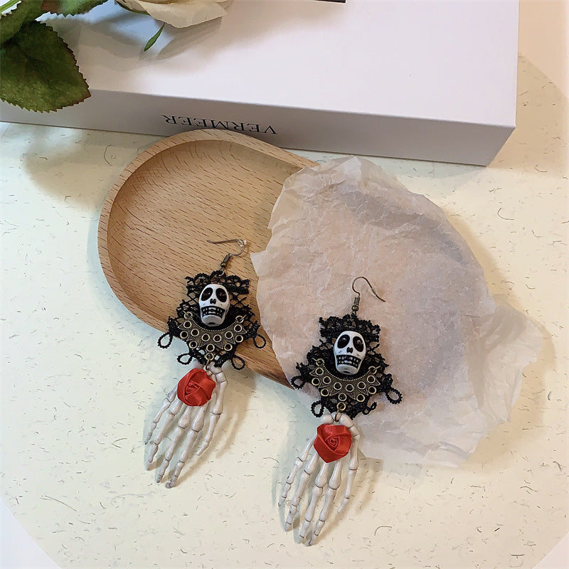 Lace Skull Clutch Dark Neck Accessories Necklaces