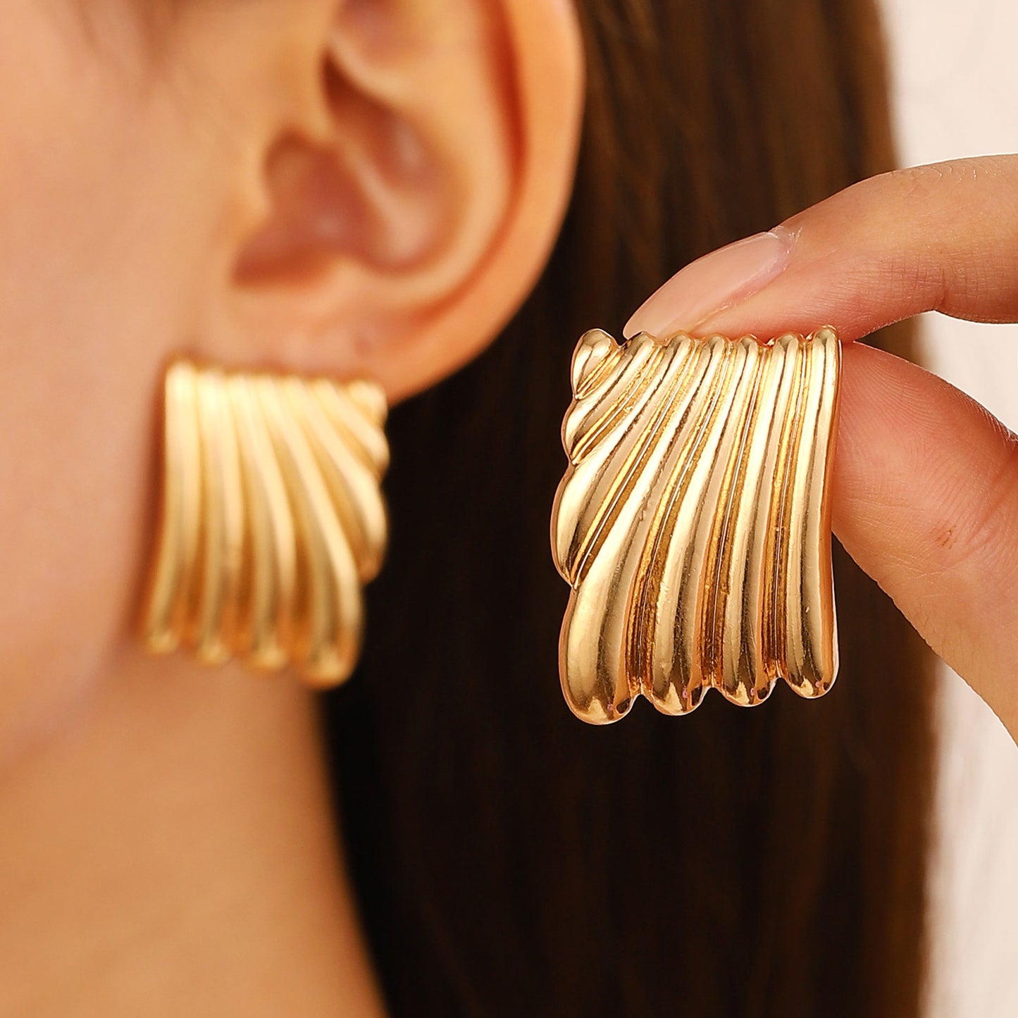 Women's Titanium Steel Pleated Geometric Irregular Round Rings