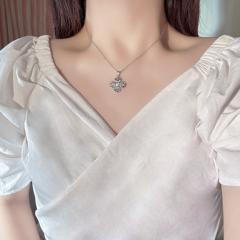 Gold-plated Retro Diamonds High-grade Shining Light Necklaces