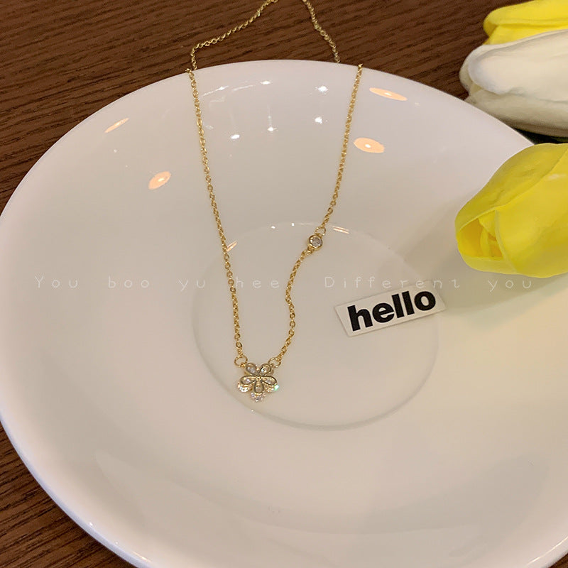 Women's Flower Zircon For Design Sweet Clavicle Necklaces