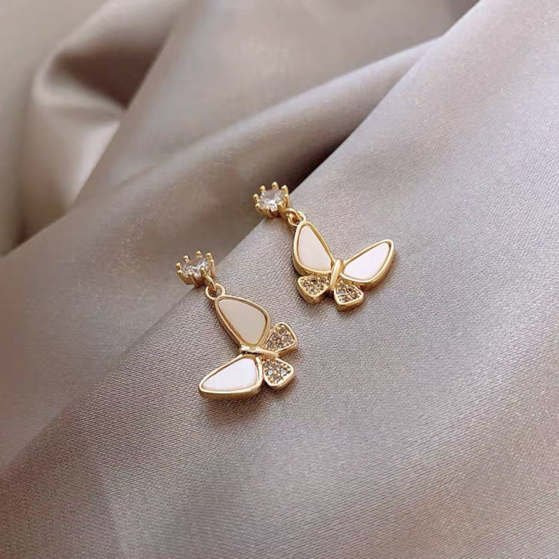 Trendy Female Exaggerated Temperamental Light Luxury Earrings