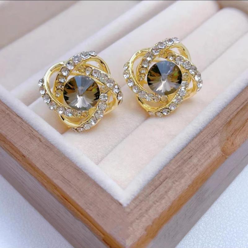 Women's Fine Art Crystal For Gentle Elegant High-grade Light Luxury Earrings
