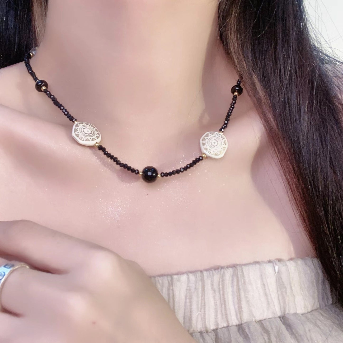 Women's High-grade Natural Stone Retro Easy Matching Necklaces